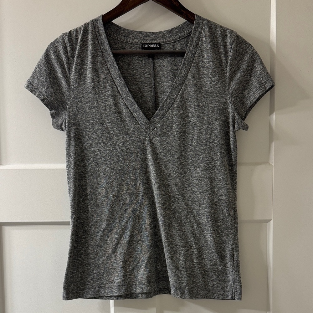 Express Heather Gray Short Sleeve V-Neck Tee